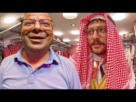 Türk Olduğumu Duyan Arap Esnaflarla Sohbet! Arap Yerel Kıyafeti Giydirdiler #372