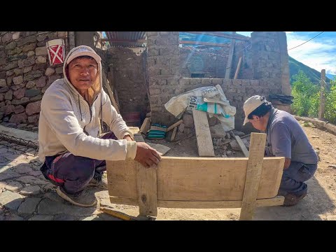 150 Haneli İlginç Köy! Hiçliğin Ortasındaki San İsidro Köyü #328