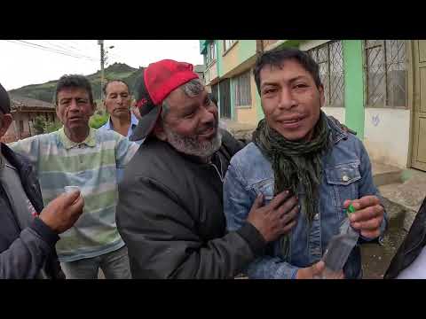 Sokakta Karşılaştığım Sarhoş Abiler İle Cuy Festivali - Kolombiya #207