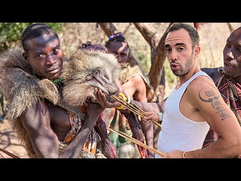 HADZA Kabilesi ile MAYMUN AVINA ÇIKTIK! (Yasaklı Bitki Gözlerini Açıyor) 🇹🇿