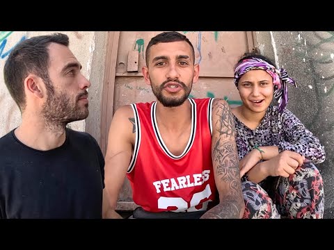 'Tek Başına GİREMEZSİN!' - İzmir'in 'TEHLİKELİ' Roman Mahallesi - KURUÇAY 🇹🇷