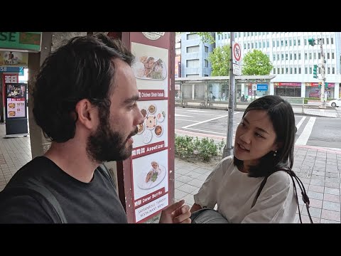 TAYVANLI KIZ Türkçe Konuşuyor! - Birlikte TÜRK YEMEKLERİNİ Deniyoruz 🇹🇼