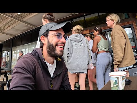 TÜM ŞEHİR Sokakta PARTİLİYOR! - Dünya'nın EN MUTLU ÜLKESİ 🇳🇿