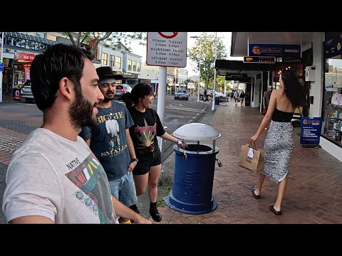 Yeni Zelanda'nın EN UCUZ Pazarını Buldum! - '15 Dakika ÇALIŞ Ayakkabı AL' 🇳🇿