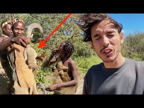 Patlıcan soyar gibi fareyi soydu - Avcı Toplayıcı Kabile ile 48 Saat