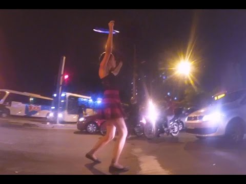 Bakın Bu Kız Nasıl Para Kazanıyor - Brezilya