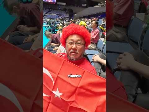 Türkiye Hayranı Japon ve Bayrağımıza Saygısı #fileninsultanları