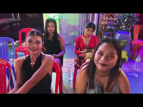 Kamboçya'da Kadın Pazarı | Phnom Penh Gece Hayatı 🇰🇭 