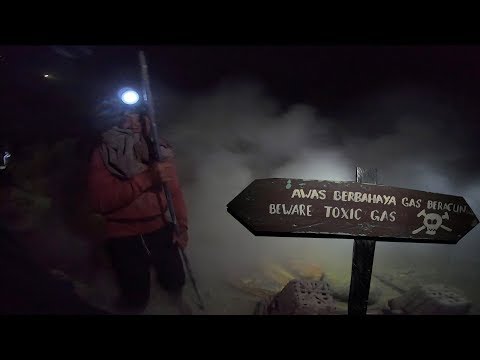 Dünyanın En Zehirli Dağında Maden İşçisi Olmak !! IJEN DAĞI ~181