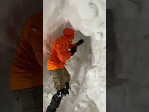 KAR MAĞARASI YAPIP İÇİNDE KALDIK !