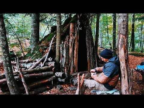 Gizli Bushcraft Barınakta Kaldık - Sisli Orman Çataldağ