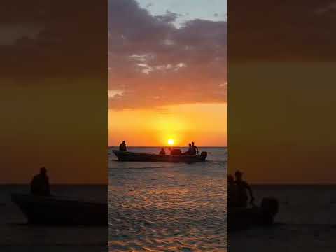 Karayip Sahili Balıkçı Köyü