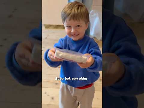 Baba benim için bişey aldın mı 🥹🥹