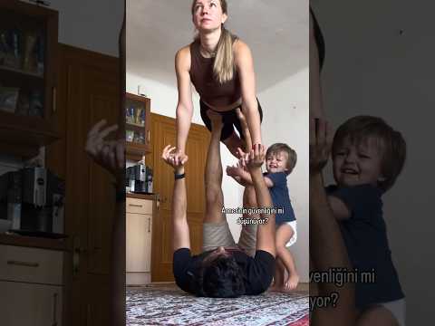 Eşimle yoga yapmaya çalışırken başımıza gelenler!