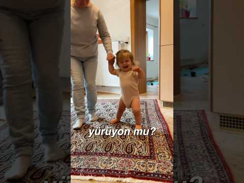 Tek el destekli yürümeye başladı