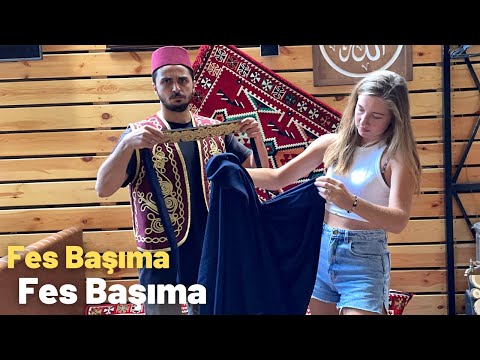 Ukrayna'da Geleneksel kıyafetlerimizi bulunca