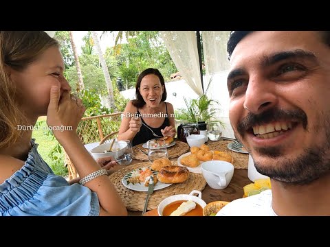 Kızlardan Türk Kahvaltısı Sürprizi!