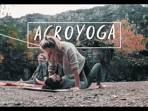 2 ALMAN 2 TÜRK YOGA YAPMADIĞIMIZ GÜN YOK