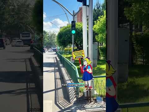 Oturduğunuz yerden eğlenerek dünyayı gezmek ister misin ? O zaman abone ol. Her gün yeni video !