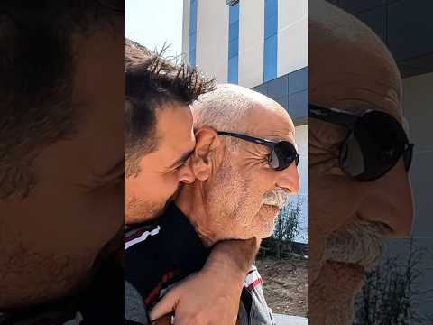 Hızlı çıktık ondan babamın saçları dağınık,yutuptan parayı bulup babama saç düzleştiricisi alacam❤️