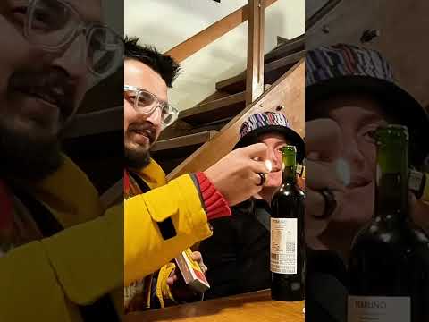 Çakmakla şarap açılır mı ? #furkanaras #turcolouco #seyahat #travel #bolivya