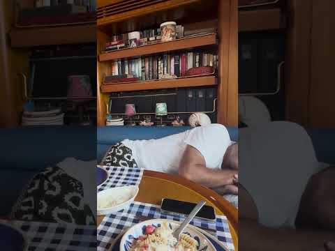 Yeme de Yanında Yat | Ayhan Sicimoğlu #shorts