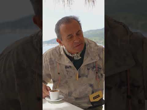 Türk Kahvesi Gibi Kahve Yok! | Ayhan Sicimoğlu #shorts