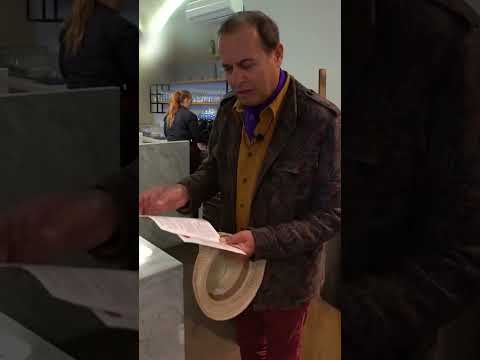 İtalyan Usülü Pizza 🍕 | Ayhan Sicimoğlu #shorts