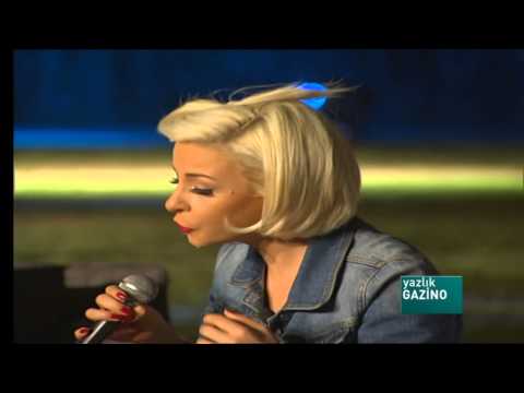 Model "Değmesin Ellerimiz" Live Performance