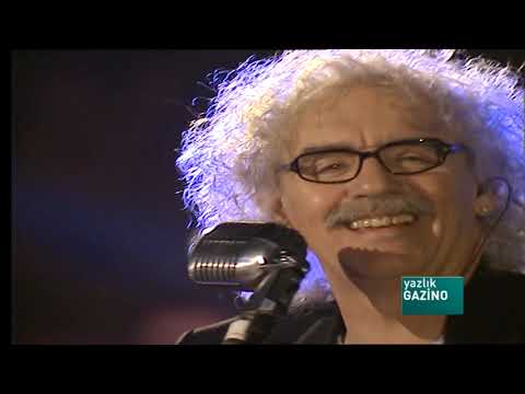 Yeni Türkü "Deliler" Live Performance