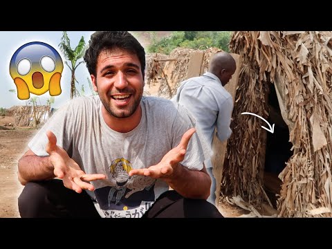UGANDA'da MUZ ile Yapılan Eve Misafir Oldum!! (Gerçek Dışı)