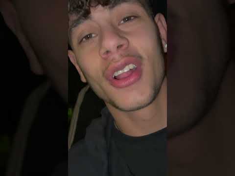 Yunan Ergenler Aniden Karşıma Çıktı